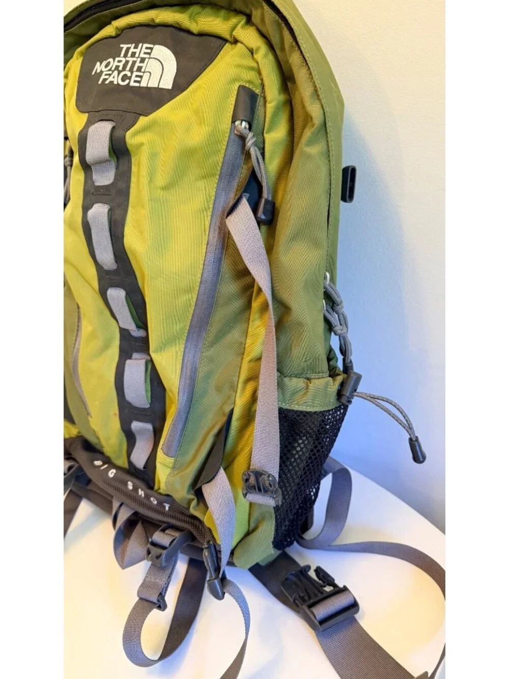 The North Face Big Shot Backpack Green With Gray Straps Outdoor Hiking